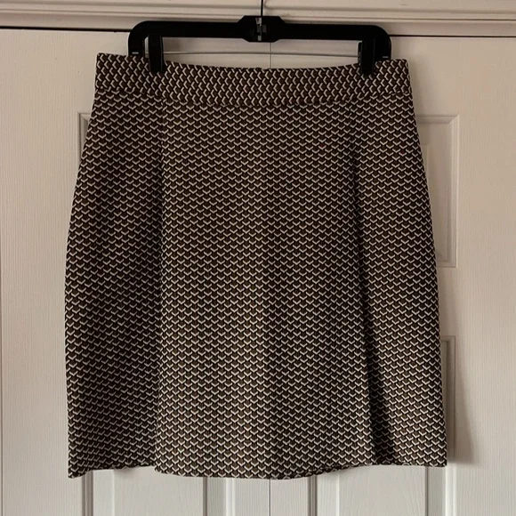 Marks & Spencer Collection Pleated Bronze Geometric Print Skirt 10 Long. - Picture 3 of 8